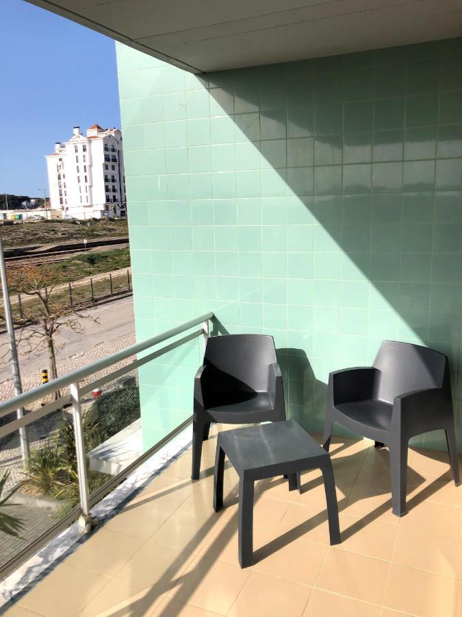 Alojamentos Campo & Mar-T2 Com Piscina São Martinho do Porto Eksteriør bilde